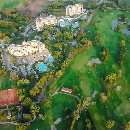 Galzignano Resort Terme & Golf - Hotel Majestic Galzignano Terme Exterior foto