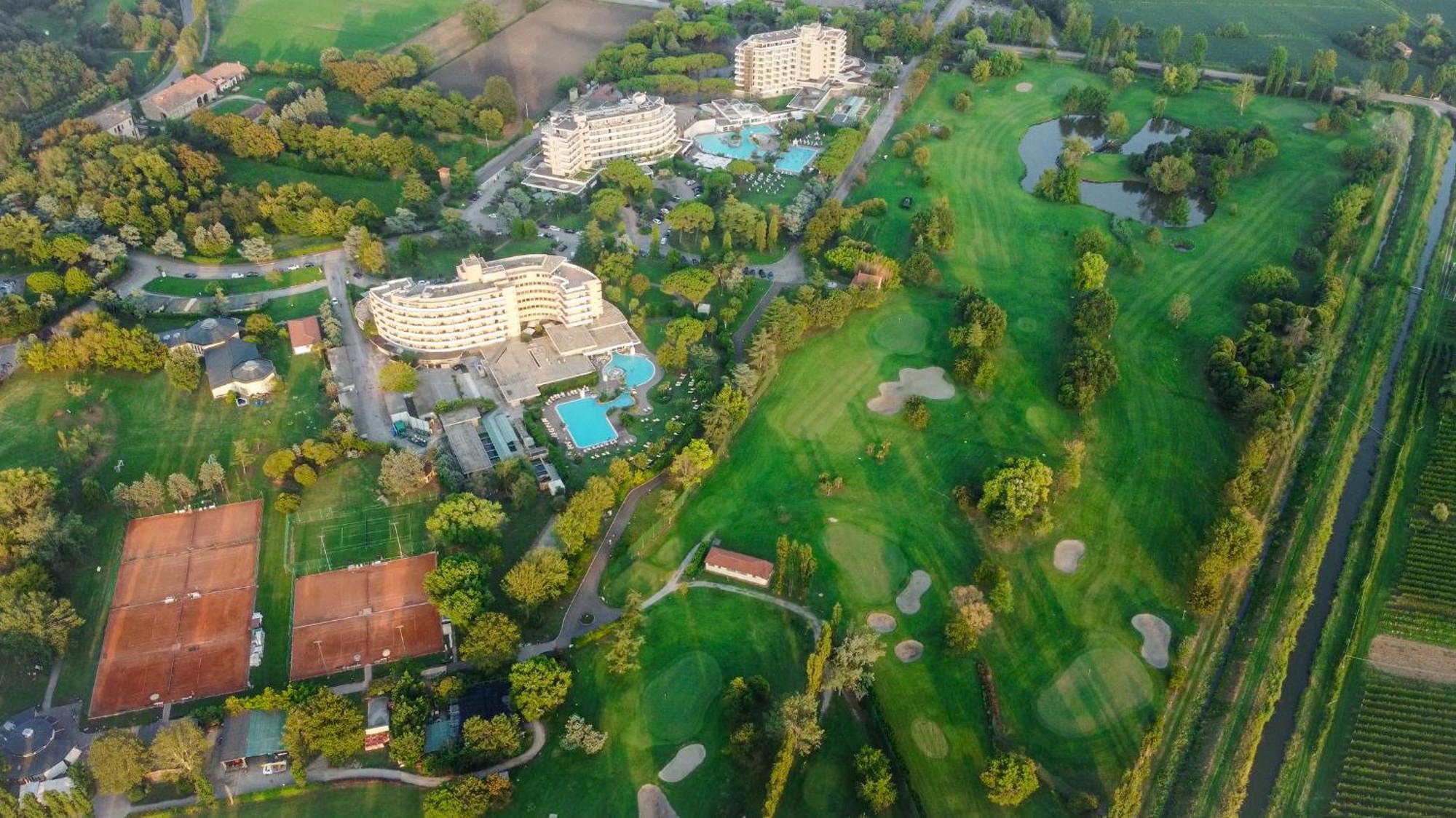 Galzignano Resort Terme & Golf - Hotel Majestic Galzignano Terme Exterior foto